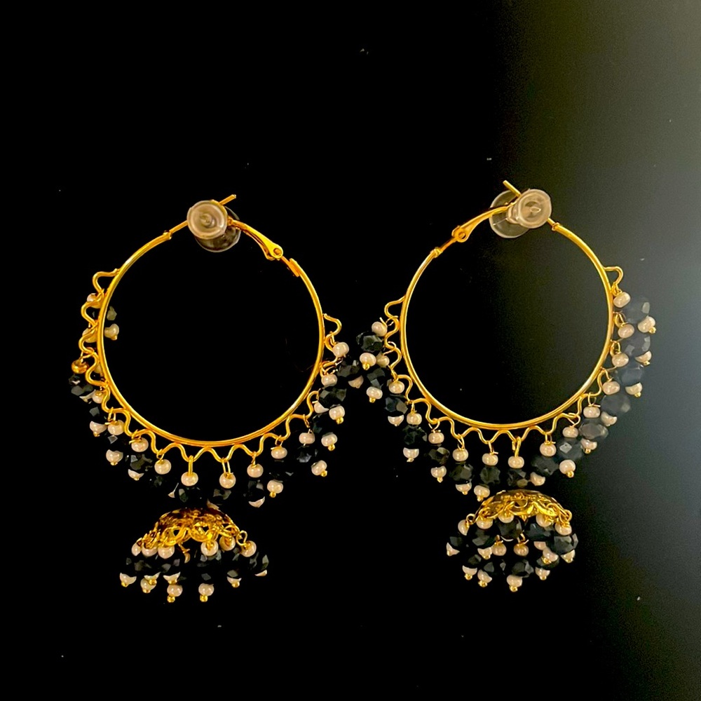 Earrings brand new in navy